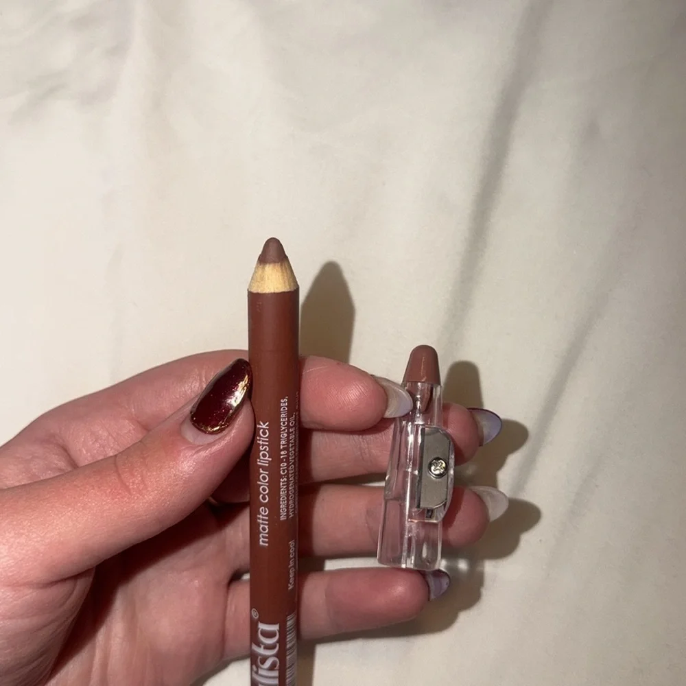 LIP BUNDLE💋 - Picture 13 of 15